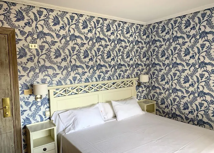 Playa De Locos Affittacamere 3*